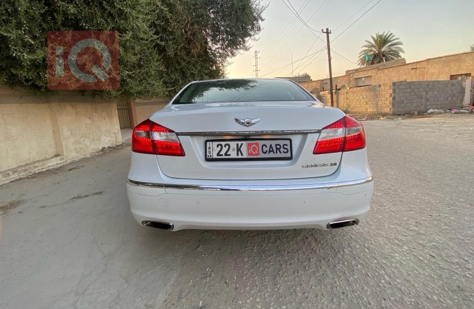هيونداي جنسس